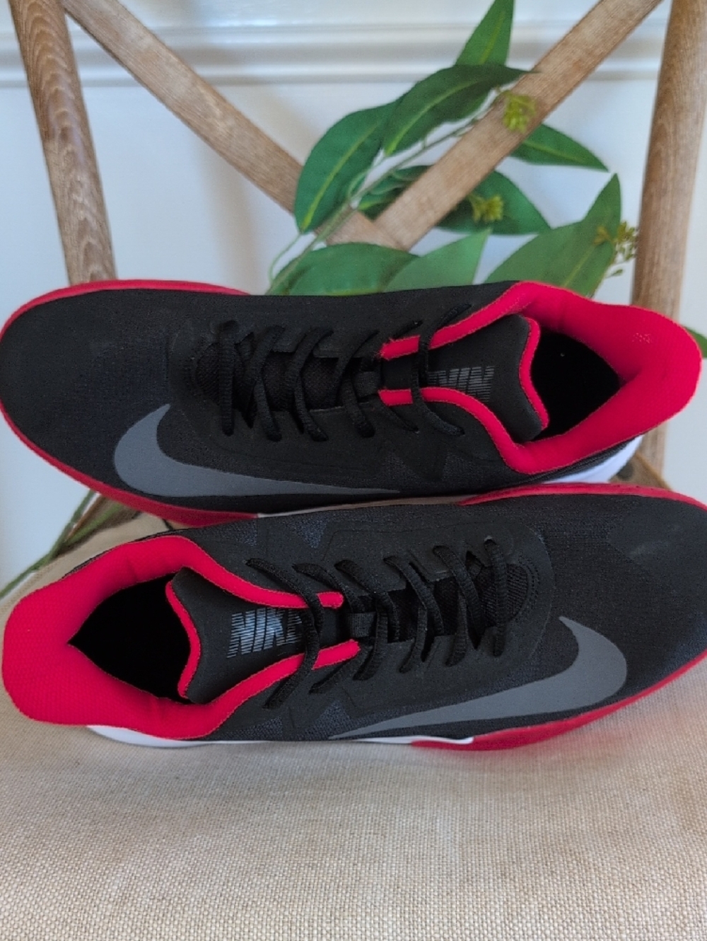 NIKE Men's Precision IV Basketball Shoes - Size 12 - Picture 5 of 5
